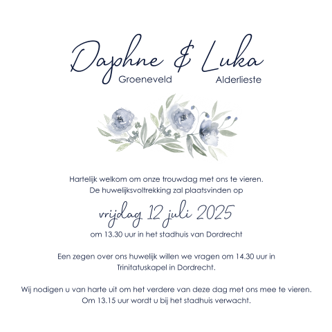 Bruiloft uitnodiging met blauwe bloemen